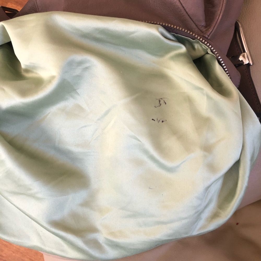 B. Makowsky Olympia Satchel. ******PRE-LOVED*** - Picture 7 of 12